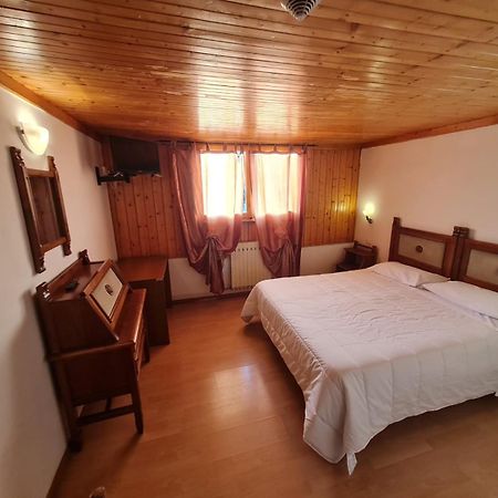 קבארנו Hostel Il Pirata מראה חיצוני תמונה