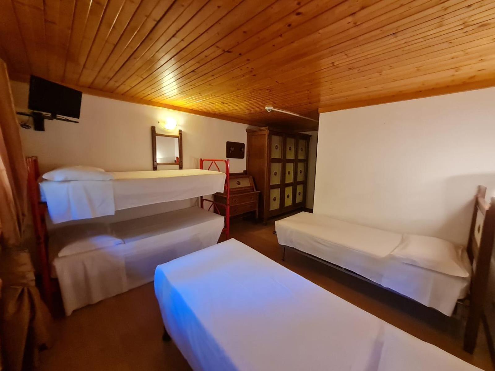קבארנו Hostel Il Pirata מראה חיצוני תמונה