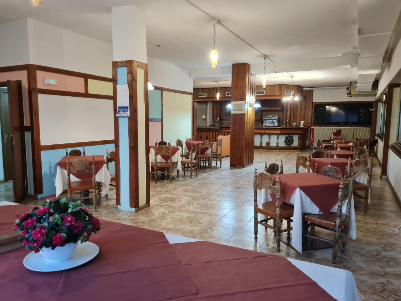 קבארנו Hostel Il Pirata מראה חיצוני תמונה